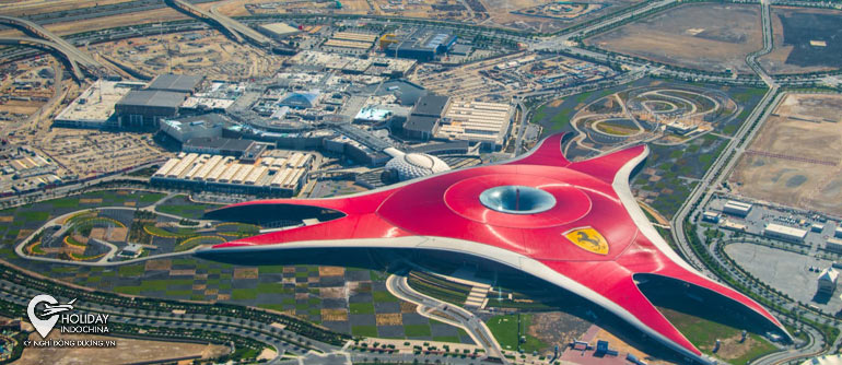 Công viên Ferrari World Abu Dhabi (2024) có gì thú vị?